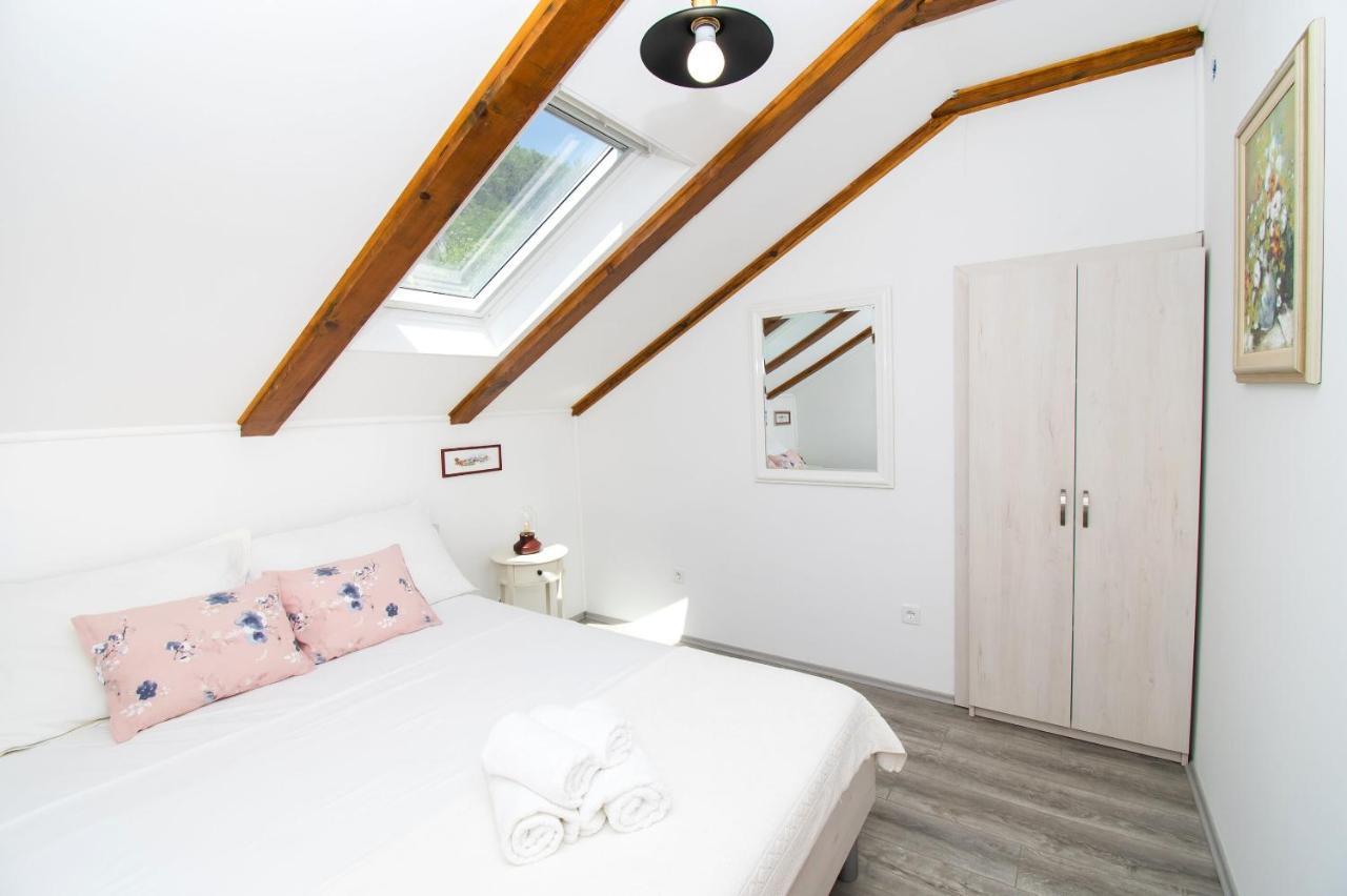 Apartment Rustika Skradin Buitenkant foto
