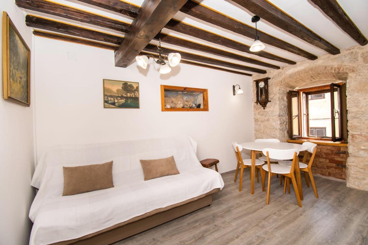 Apartment Rustika Skradin Buitenkant foto
